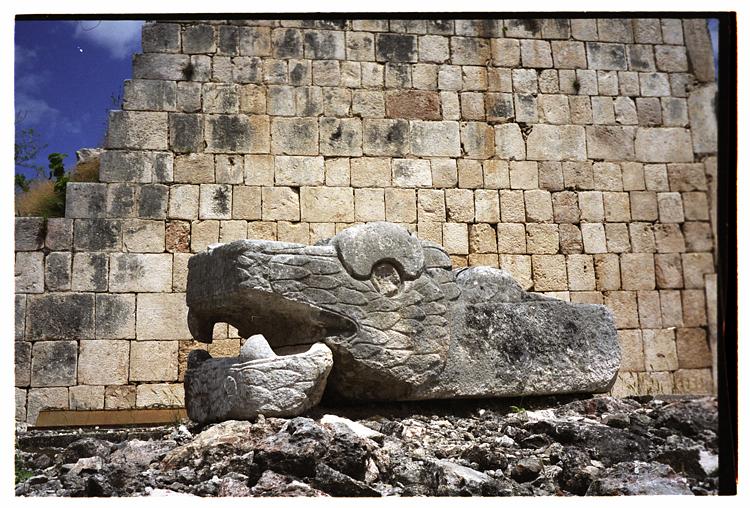 mex041itza1
